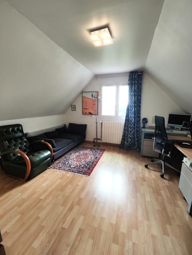 Maison 8 pièces Boissettes disponible à la Vente