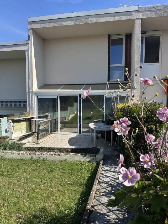 Maison 4 pièces Vaux le penil disponible à la Vente