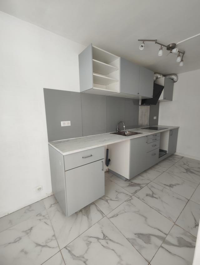 Appartement 3 pièces Le mee sur seine disponible à la Location