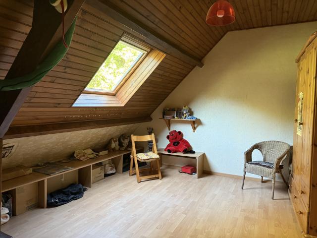 Maison 9 pièces Le mee sur seine disponible à la Vente
