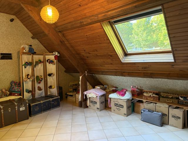 Maison 9 pièces Le mee sur seine disponible à la Vente