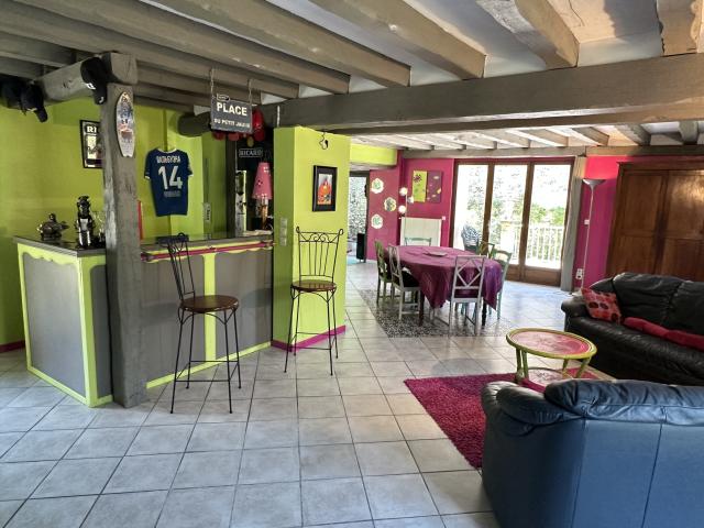 Maison 9 pièces Maincy disponible à la Vente