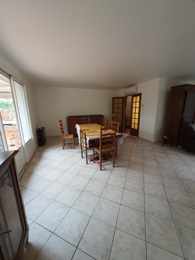 Maison 5 pièces Rubelles disponible à la Location