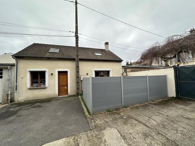 Maison 4 pièces Melun disponible à la Location