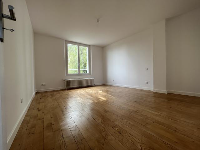 Maison 5 pièces Hericy disponible à la Location