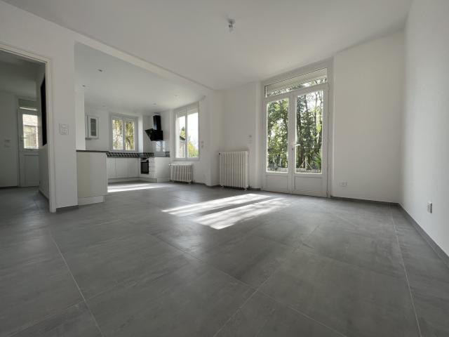 Maison 5 pièces Hericy disponible à la Location