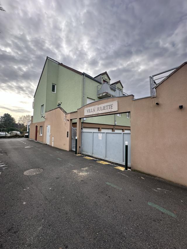 Appartement 2 pièces Cesson disponible à la Location