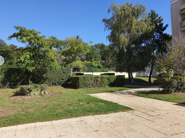 Appartement 2 pièces Le mee sur seine disponible à la Vente