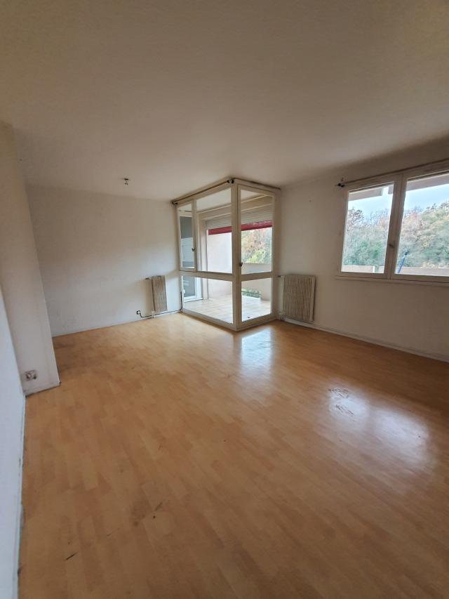 Appartement 2 pièces Le mee sur seine disponible à la Vente