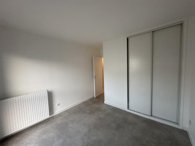 Appartement 3 pièces Le mee sur seine disponible à la Location