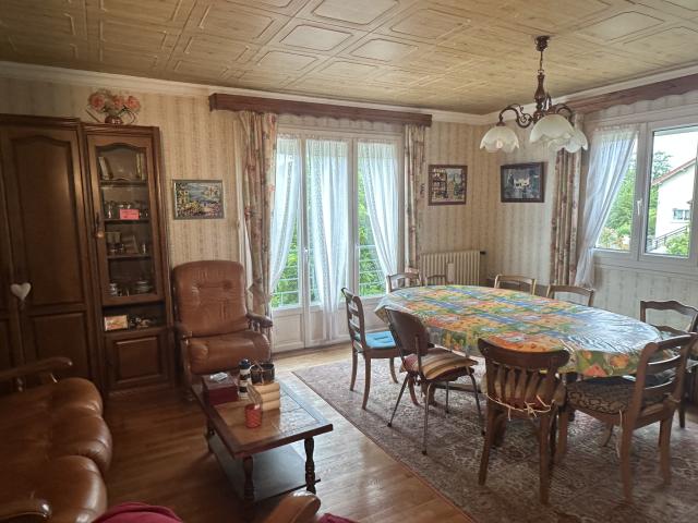 Maison 5 pièces Vaux le penil disponible à la Vente