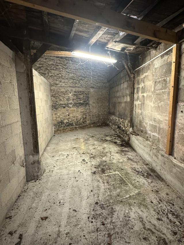 Garage  pièces Melun disponible à la Location
