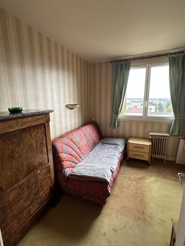 Appartement 4 pièces Melun disponible à la Vente