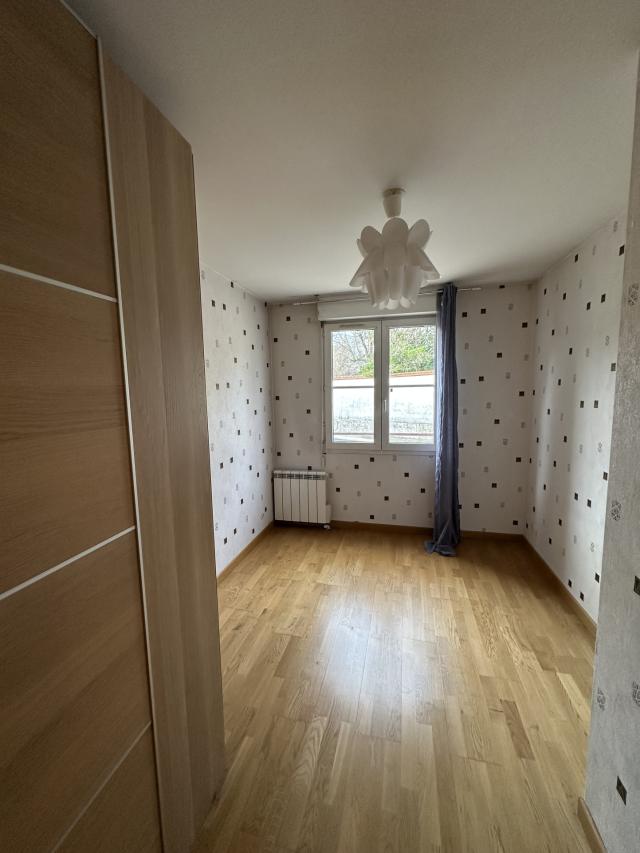 Appartement 3 pièces Melun disponible à la Vente