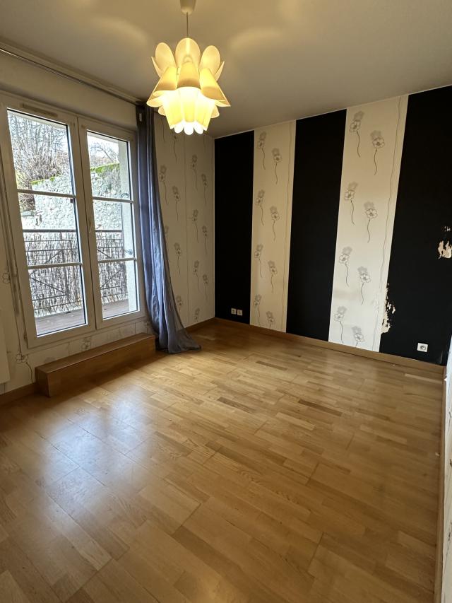 Appartement 3 pièces Melun disponible à la Vente