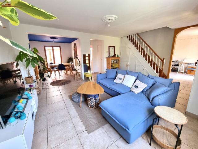 Maison 7 pièces Vaux le penil disponible à la Vente