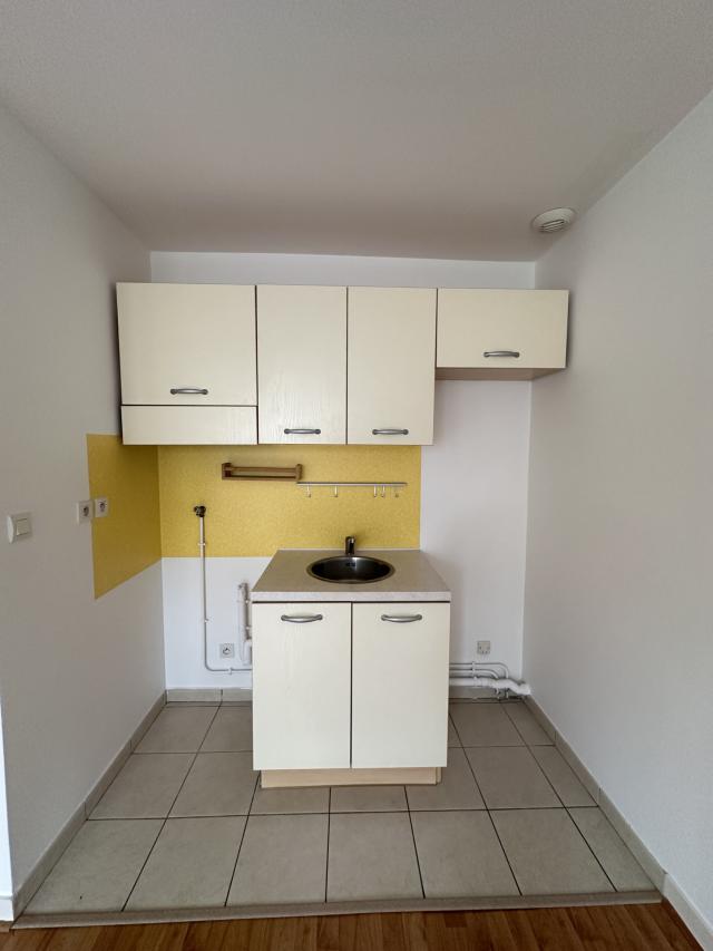 Appartement 2 pièces Vaux le penil disponible à la Location