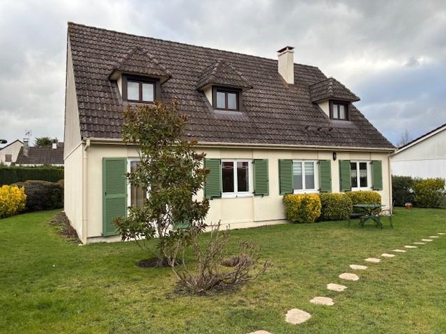 Maison 8 pièces Le mee sur seine disponible à la Vente