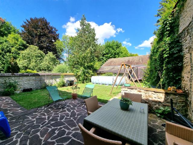Maison 5 pièces Le mee sur seine disponible à la Vente