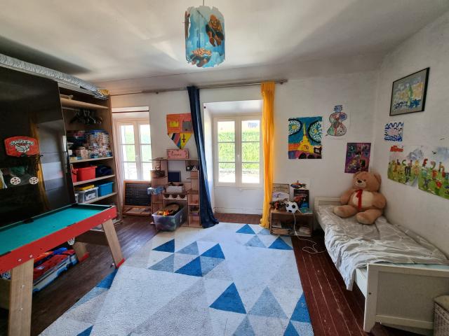 Maison 5 pièces Moisenay disponible à la Vente