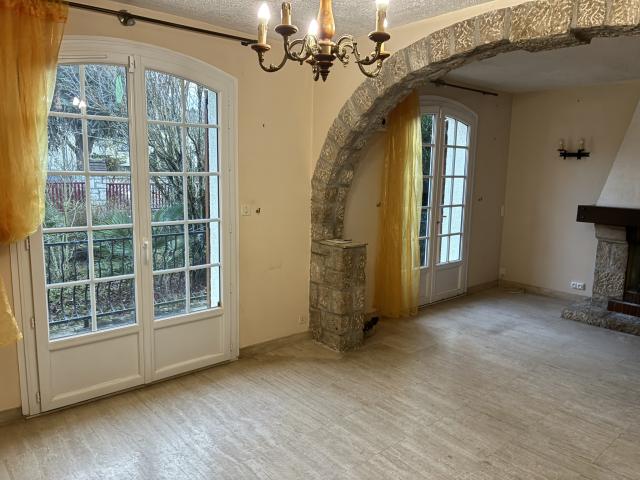 Maison 7 pièces Darvault disponible à la Vente