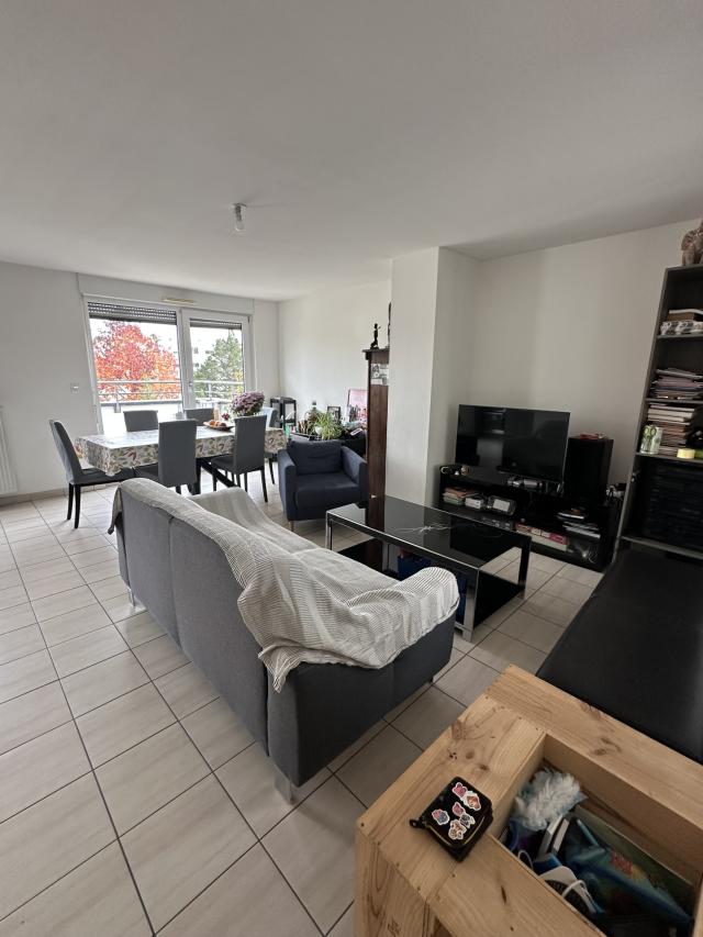 Appartement 4 pièces Melun disponible à la Vente