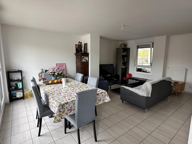 Appartement 4 pièces Melun disponible à la Vente