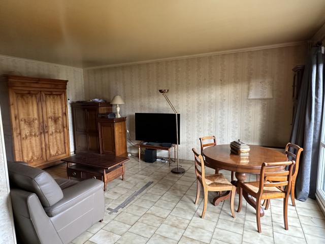 Maison 5 pièces Vaux le penil disponible à la Vente