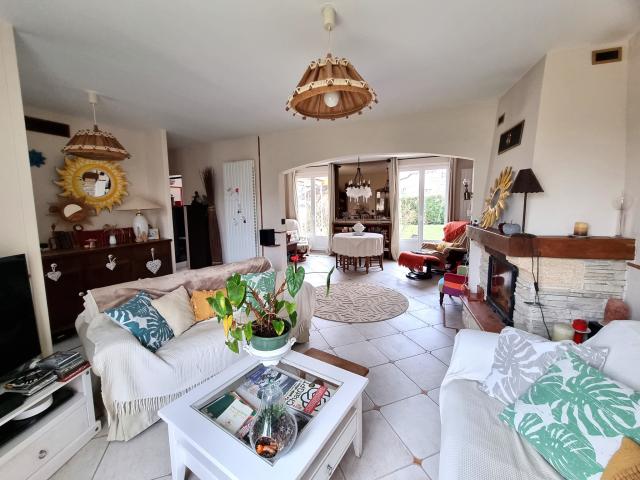 Maison 7 pièces Voisenon disponible à la Vente