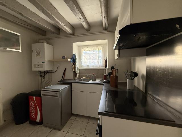 Appartement 2 pièces Pamfou disponible à la Vente