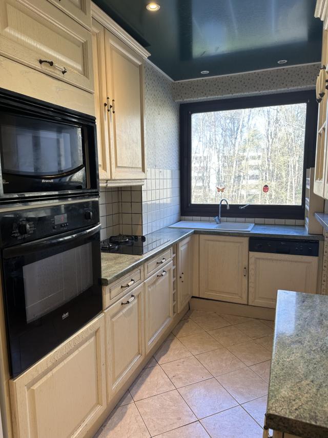 Appartement 5 pièces Vaux le penil disponible à la Vente