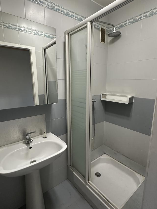 Appartement 5 pièces Vaux le penil disponible à la Vente
