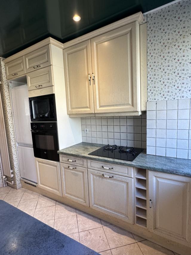 Appartement 5 pièces Vaux le penil disponible à la Vente