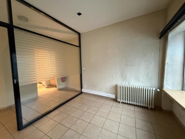 Immeuble  pièces Melun disponible à la Vente