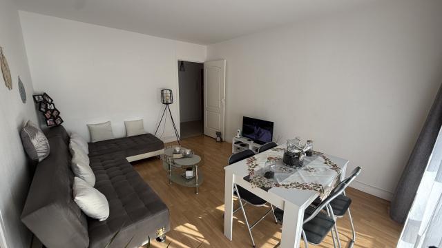Appartement 3 pièces Le mee sur seine disponible à la Vente