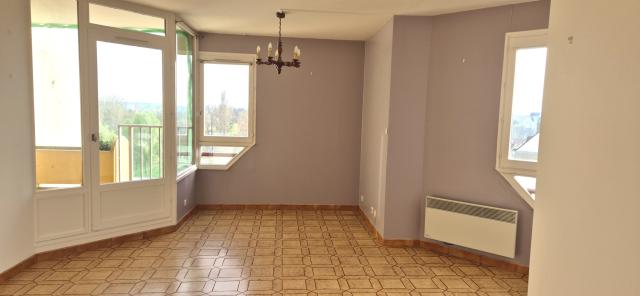 Appartement 2 pièces Le mee sur seine disponible à la Vente