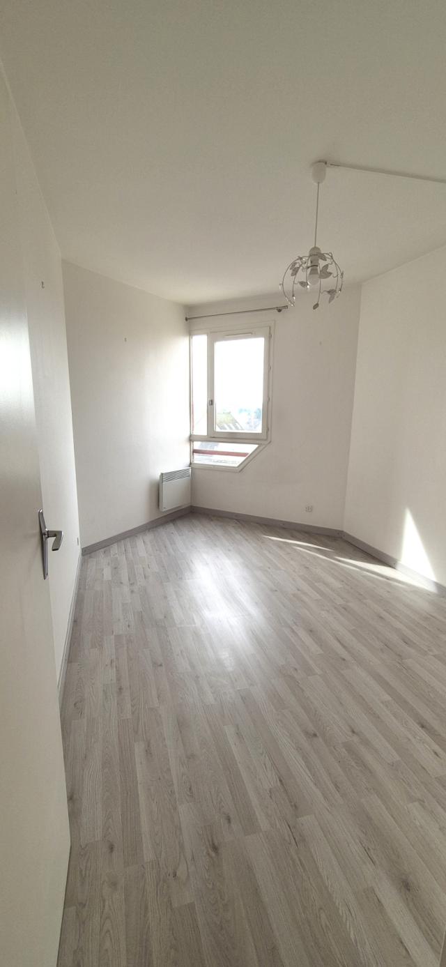 Appartement 2 pièces Le mee sur seine disponible à la Vente