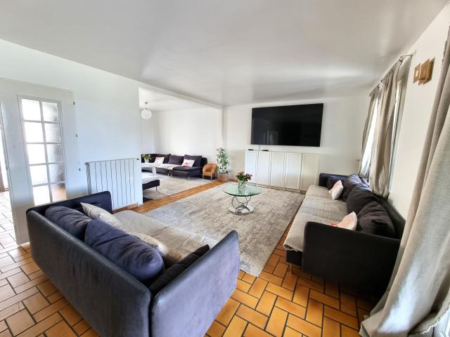 Maison 10 pièces Boissettes disponible à la Vente