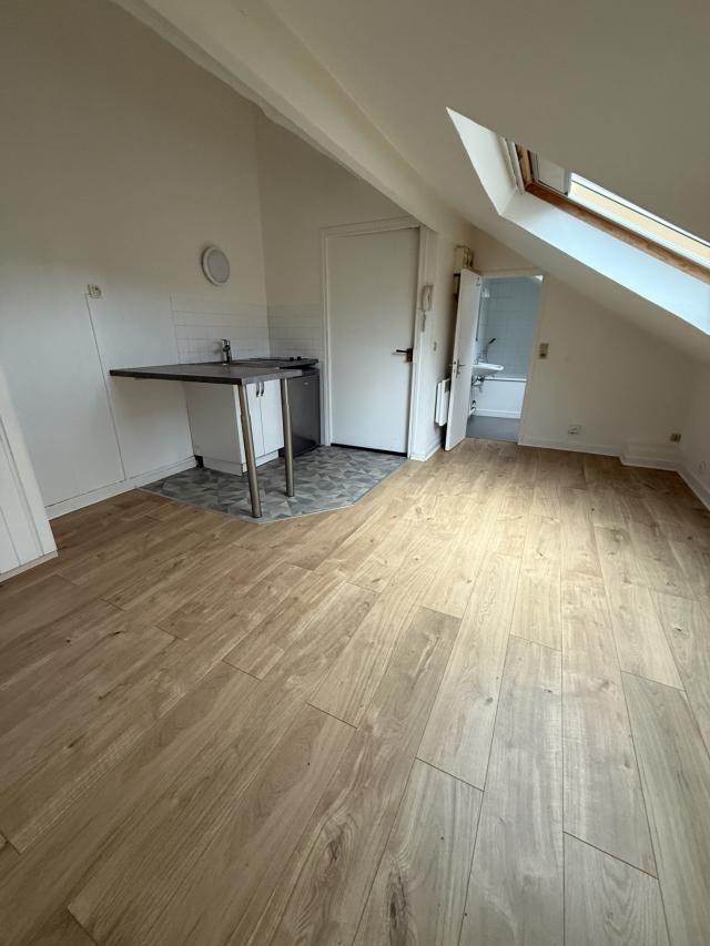 Appartement 1 pièces Melun disponible à la Location