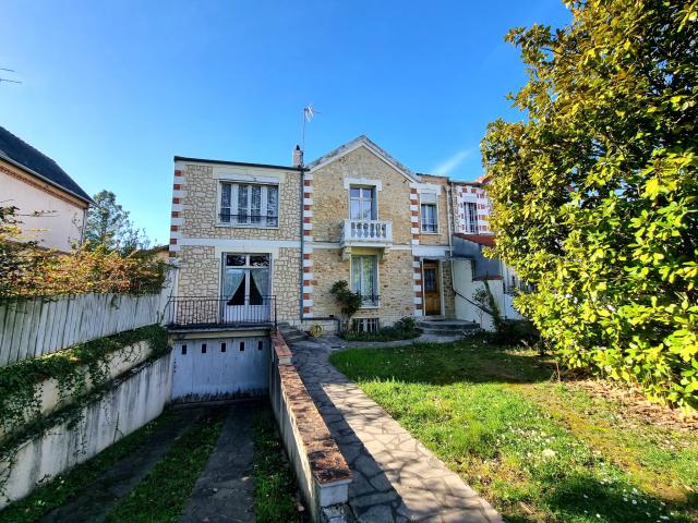 Maison 8 pièces Melun disponible à la Vente