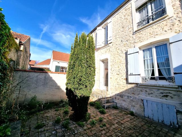 Maison 8 pièces Melun disponible à la Vente