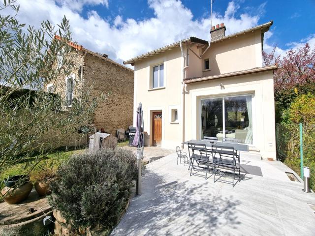 Maison 4 pièces Livry sur seine disponible à la Vente