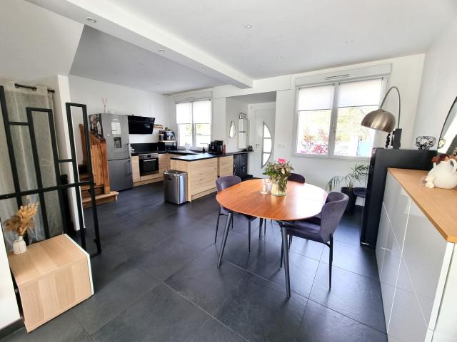 Maison 4 pièces Livry sur seine disponible à la Vente