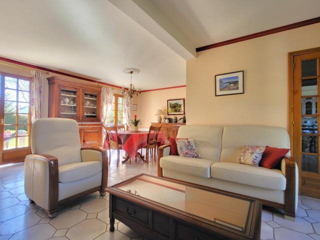 Maison 5 pièces Vaux le penil disponible à la Vente