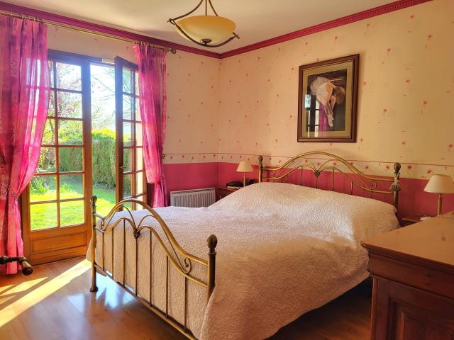 Maison 5 pièces Vaux le penil disponible à la Vente