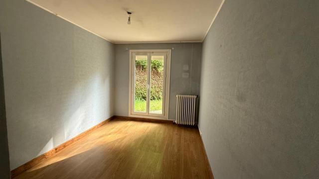 Maison 8 pièces Le mee sur seine disponible à la Vente