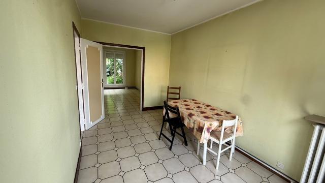 Maison 8 pièces Le mee sur seine disponible à la Vente