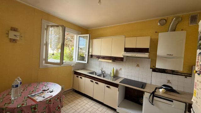 Maison 8 pièces Le mee sur seine disponible à la Vente