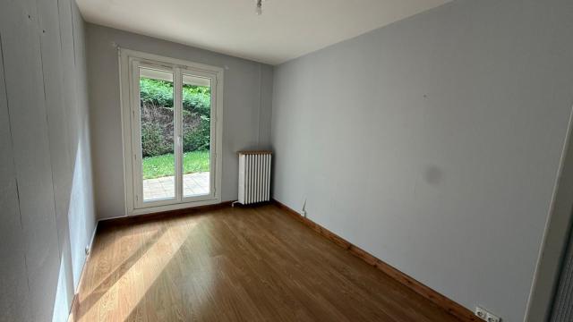 Maison 8 pièces Le mee sur seine disponible à la Vente