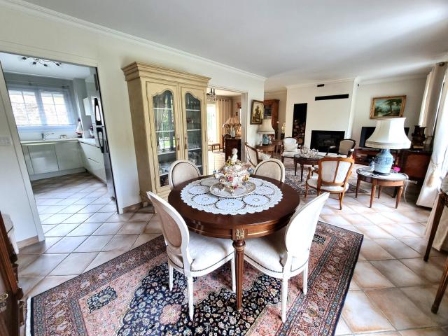 Maison 6 pièces Rubelles disponible à la Vente